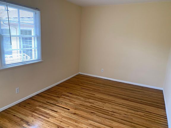 4th image of 12717 Washington Pl #70
