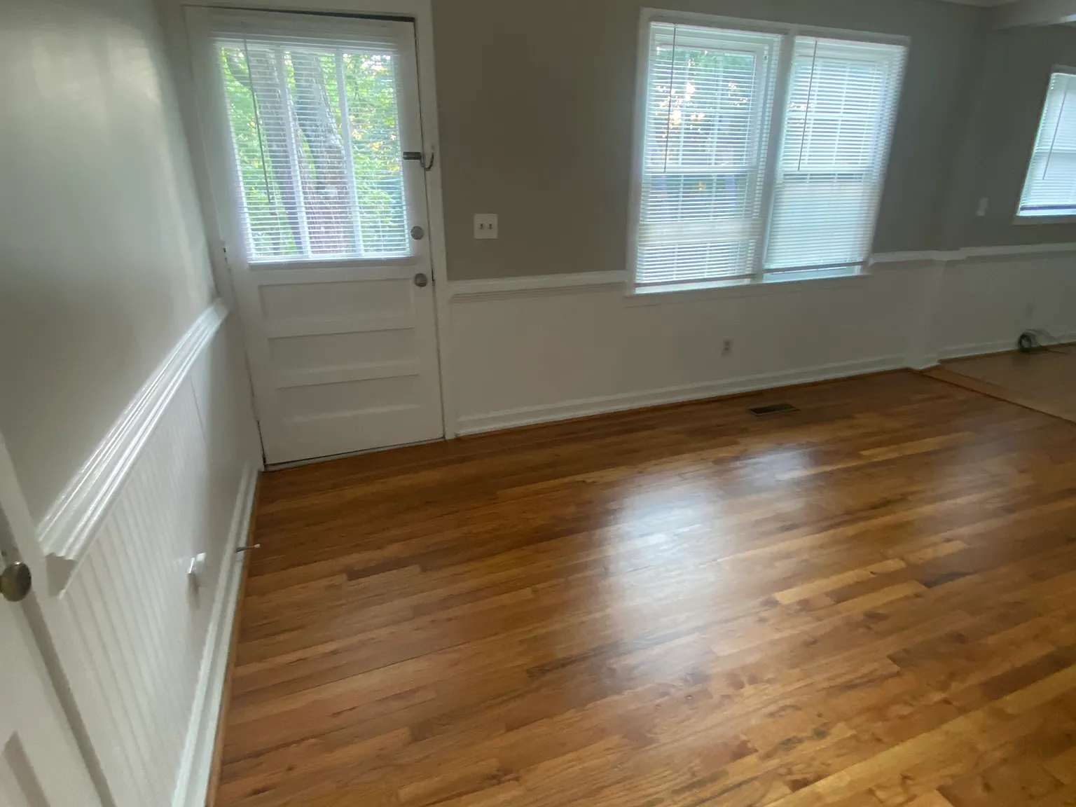 2 bed, 768 sqft, $1,200 — Photo 3