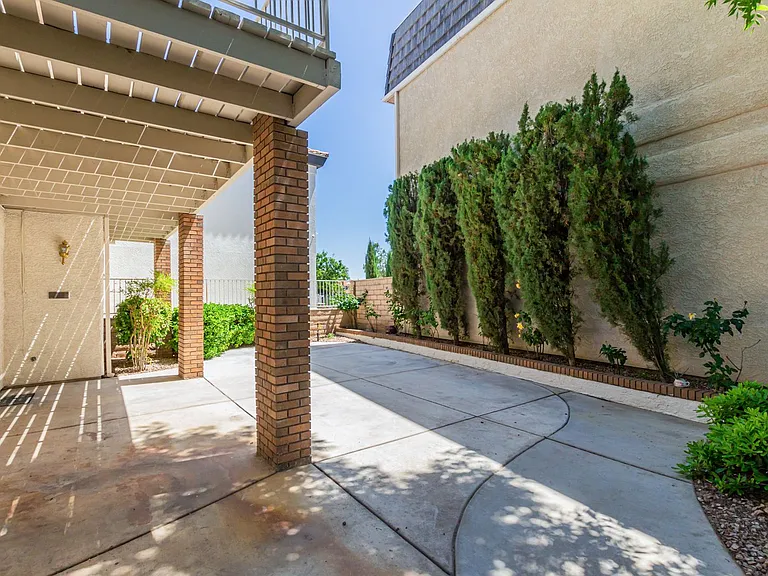 861 Vegas Valley Dr — Photo 40