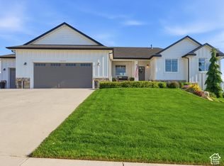 1058 E 300 S, Smithfield, UT 84335