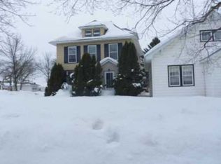 200 Prairie Ave, Brooten, MN 56316