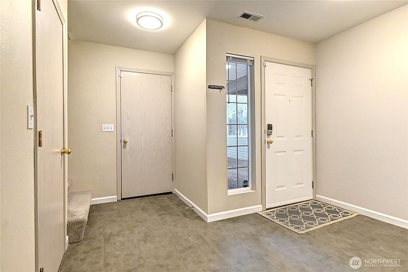 3rd image of 13700 56th Avenue SE