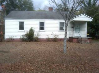 2032 Utah St, Savannah, GA 31404