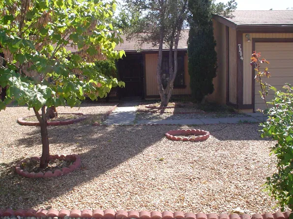 7204 Avenida La Costa NE, Albuquerque, NM 87109