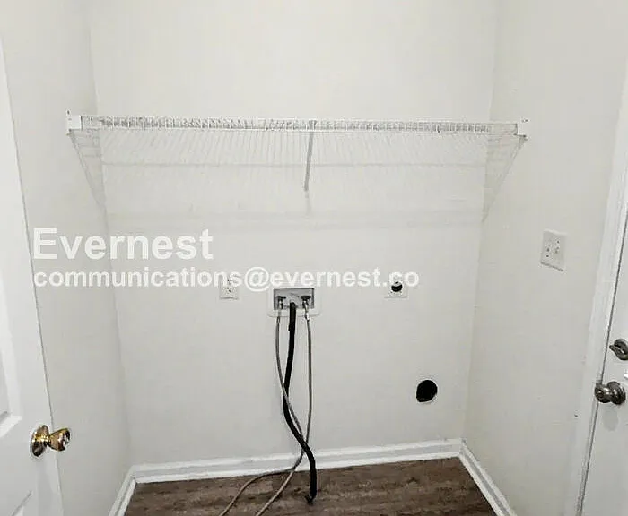 6699 Sunset Hills Blvd — Photo 24