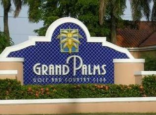 15872 SW 14th St, Pembroke Pines, FL 33027