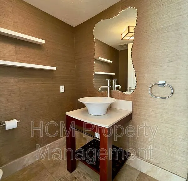 26796 Baronet — Photo 11