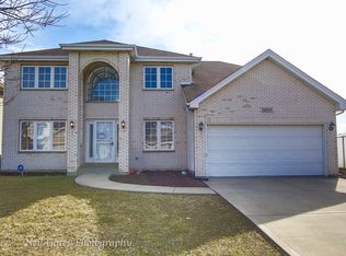 18557 Willow Ave, Country Club Hills, IL 60478