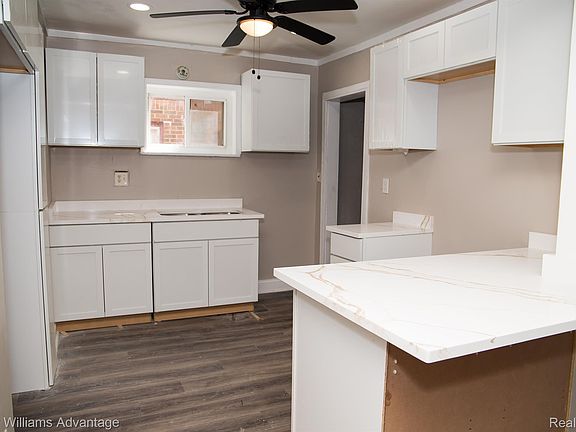 5th image of 16250 Ardmore St