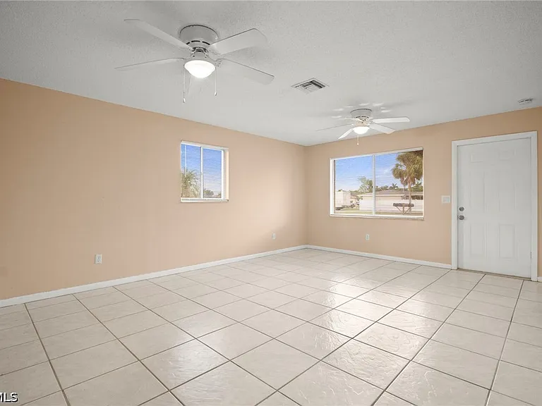 4406 Santa Barbara Blvd #B — Photo 6