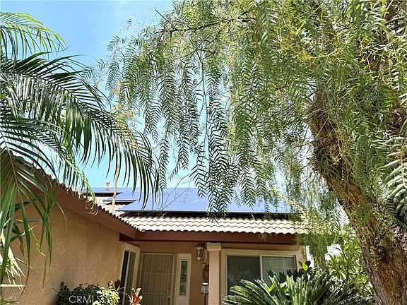 3rd image of 15184 Macadamia Ct
