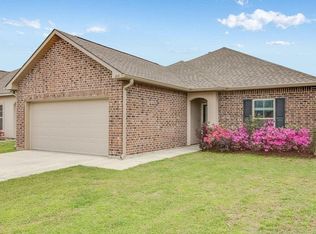202 Gray Birch Loop, Youngsville, LA 70592