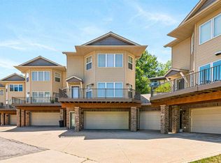 275 Holiday Rd APT 7, Coralville, IA 52241