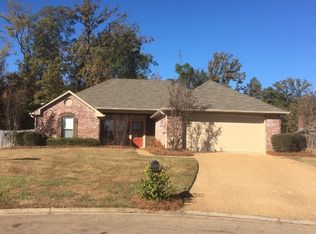 212 Pineleaf Cv, Pearl, MS 39288