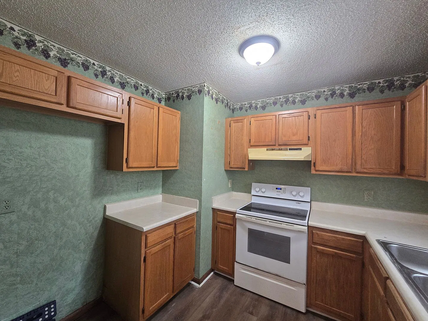 102 Duncan Dr — Photo 3