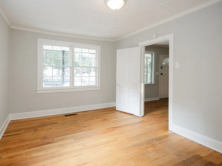 3967 Guyton St — Photo 15