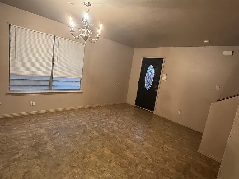 218 River Rock Dr — Photo 4