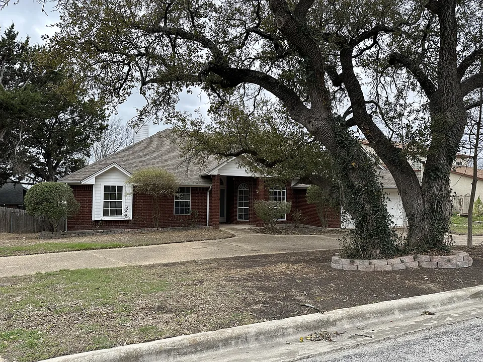 127 Wind Ridge Dr