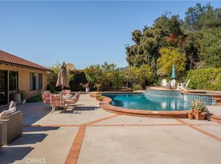 409 Crestglen Rd, Glendora, CA 91741