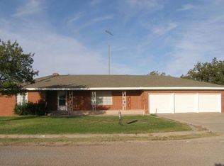 1108 Hickory St, Roscoe, TX 79545