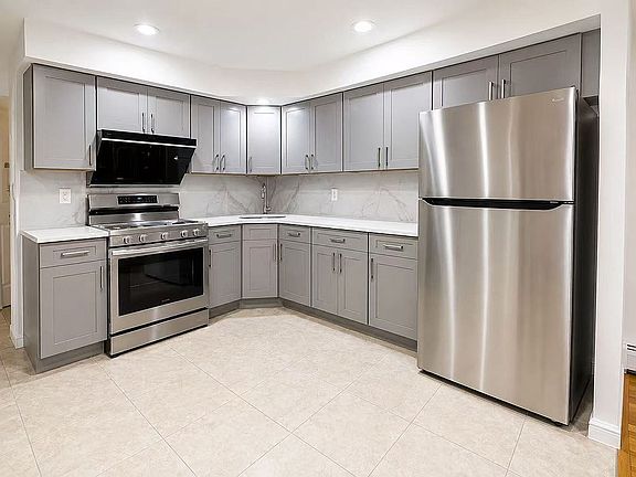 3rd image of 1332 67th St APT 3