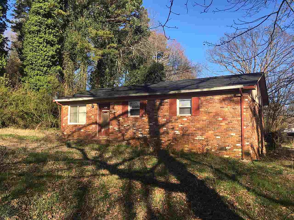 1st image of 141 Leawood Dr