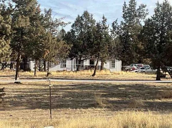 3730 NE 45th St, Redmond, OR 97756