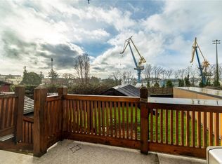 847 Admirals Rd, Esquimalt, BC V9A 2P1