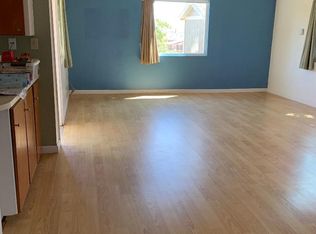 1607 Crest Dr, Encinitas, CA 92024