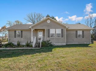 212 Del Toro Dr, Sparta, TN 38583