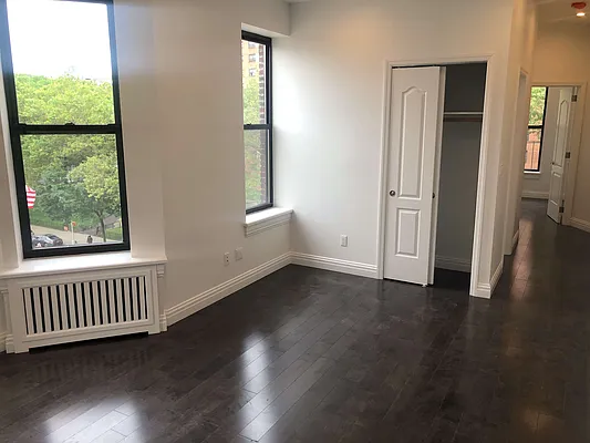 Rented by Compass | media 7