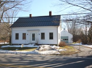 37 Spring St, Yarmouth, ME 04096