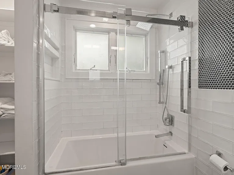 250 Alpern Ave — Photo 17