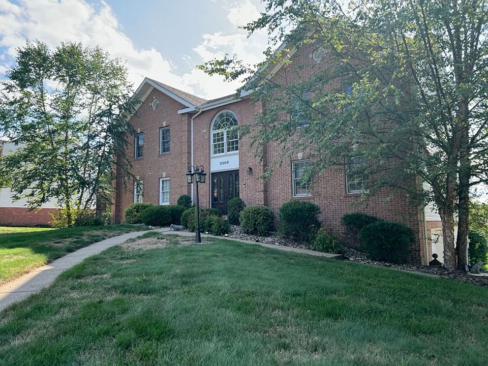 1st image of 3300 Waterford Dr