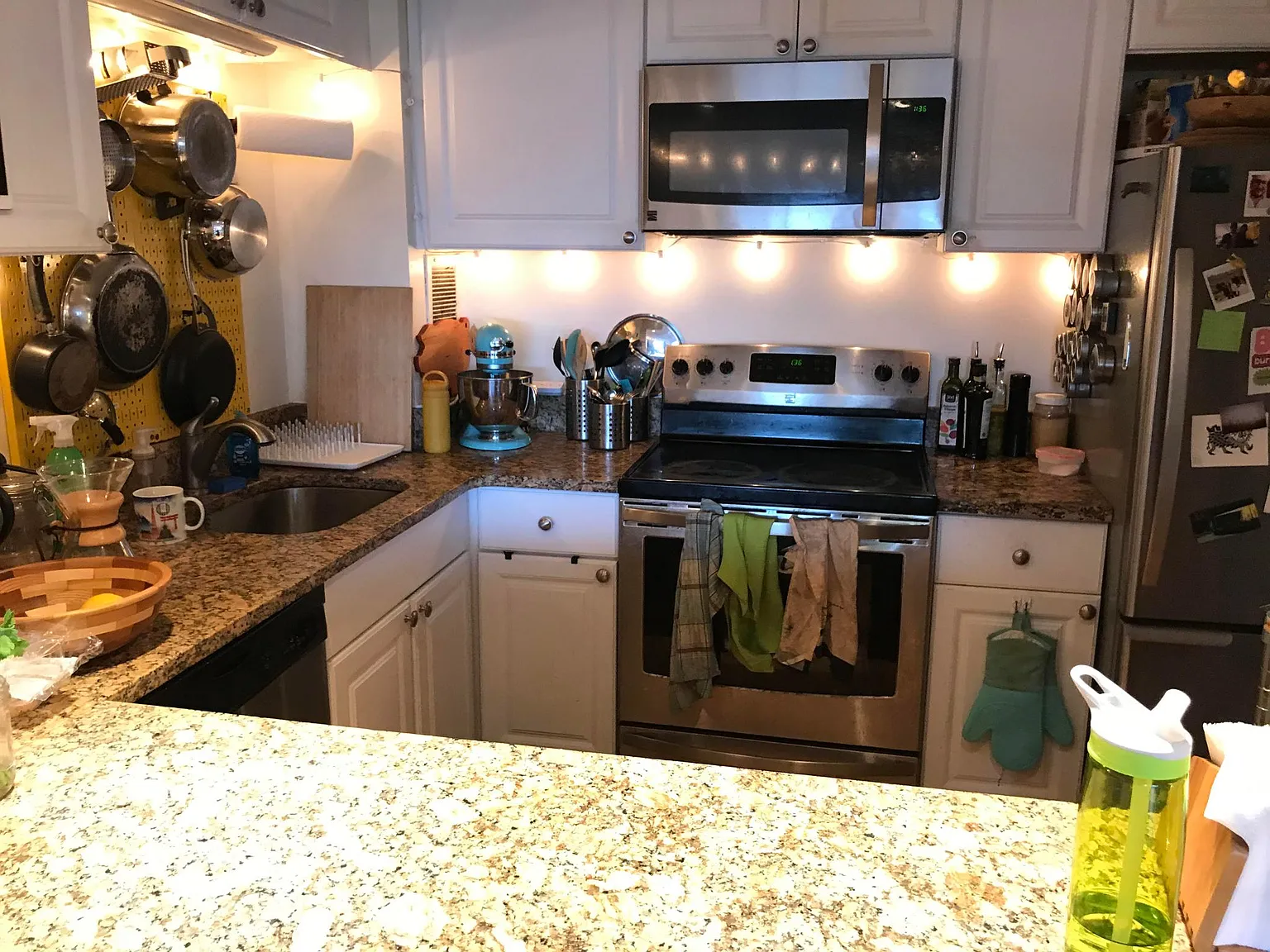 872 Massachusetts Ave — Photo 2