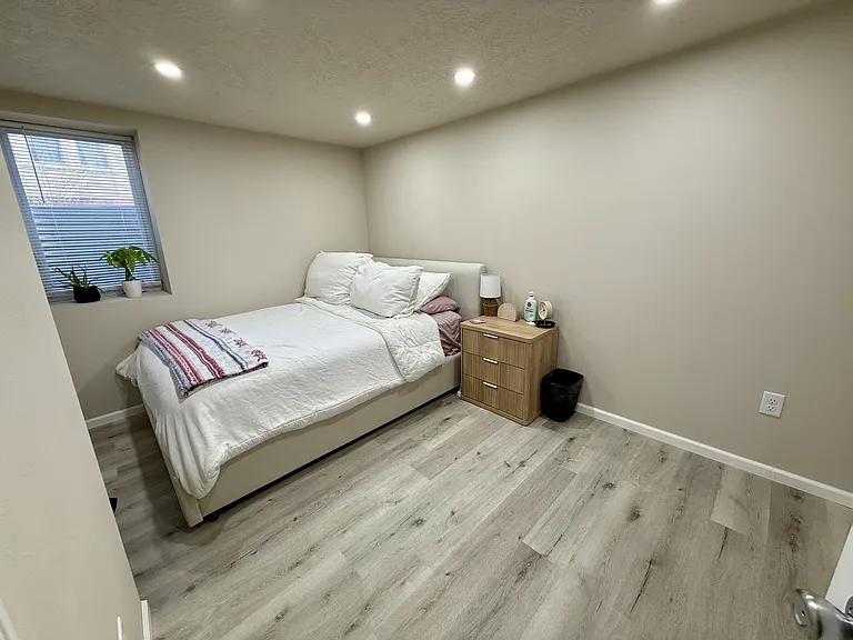 200 N Pine St #202 — Photo 33