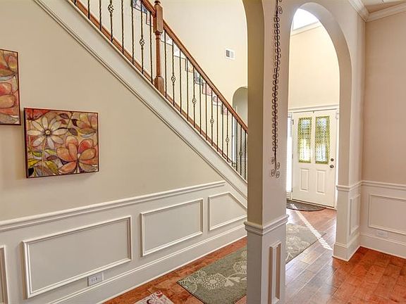 5th image of 1304 Bentley Estates Dr