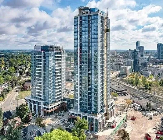 15 Wellington St S #1504 — Photo 1
