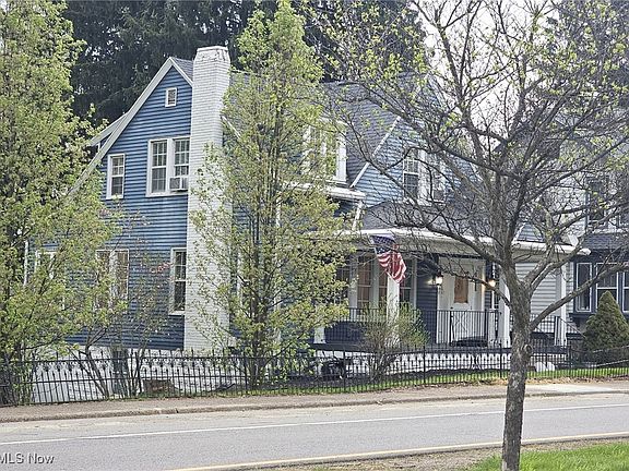 2nd image of 3707 Grand Central Ave