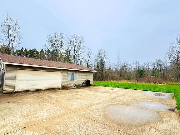 5th image of 10201 N Clio Rd