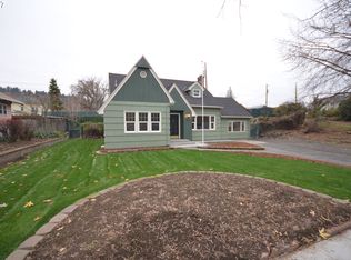 222 W 8th St, The Dalles, OR 97058
