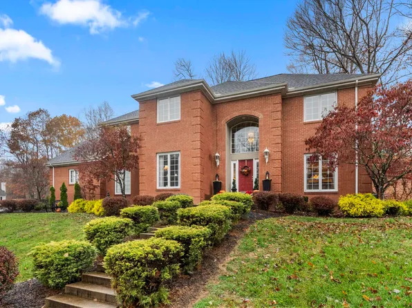 3489 Boy Scout Rd, Ashland, KY 41102