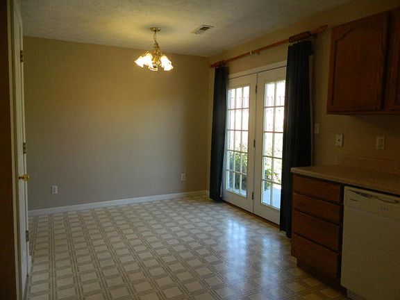 4th image of 2123 Tuscany Gardens Dr