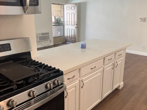 4841 Whitsett Ave, Valley Village, CA