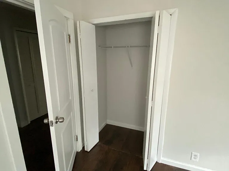 21 Nesmith Ave — Photo 5