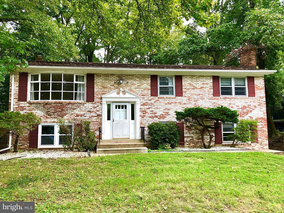 1st image of 131 Meade Dr