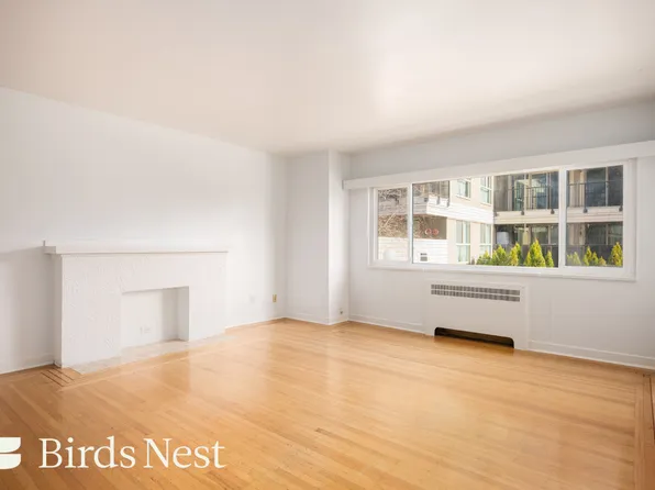 735 Royal Ave #112, New Westminster, BC V3M 1J6