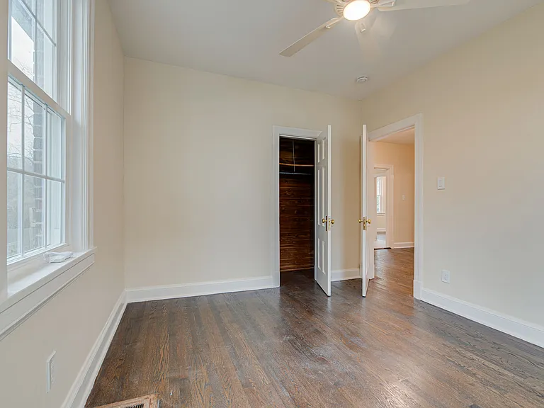 1109 Graybar Ln #A — Photo 7