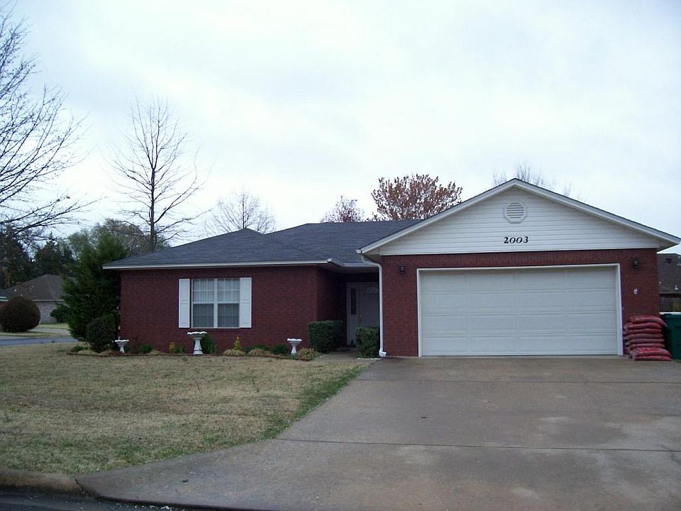 1st image of 2003 S Tampa Ave