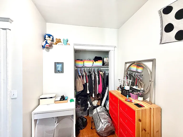 318 Summit Ave #9 — Photo 7
